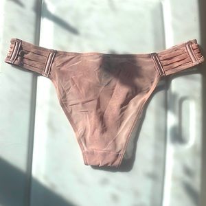 Victoria’s Secret caged tanga cheekini